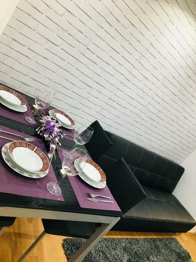 Apartamento Good Vibes Apartment Zaragoza Exterior photo